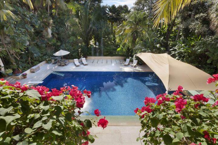 Paradiesische Villa mit Privatstrand für 186 Millionen Euro in Florida