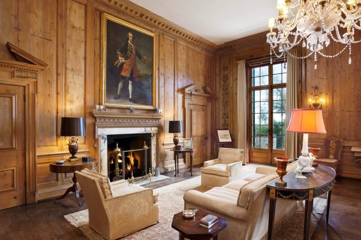 Luxusranch mit Reithalle und Weideplätzen für 119 Millionen Euro in Kalifornien