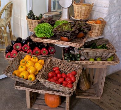 Auf eine gesunde Ernährung achten um jung zu bleiben