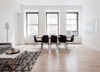 Wohnung renovieren und Bodengestaltung