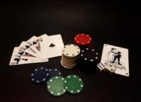 Warum gibt es in Casinos eine Mindesteinzahlung?