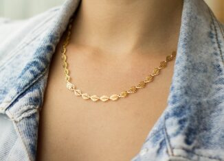 Modischer Schmuck für Damen und Herren
