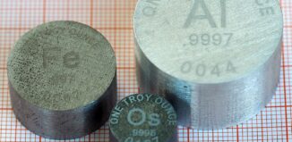 Eine Feinunze Osmium, Eisen und Aluminium im Vergleich