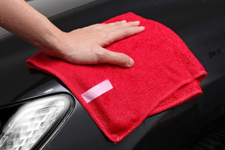 Die Bedeutung der richtigen Autopflege: Autowaschsets als unverzichtbare Werkzeuge