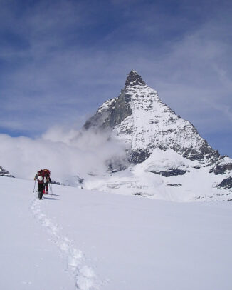 Ein unvergessliches Ski-Abenteuer im Matterhorn-Paradies: Skifahren in Zermatt