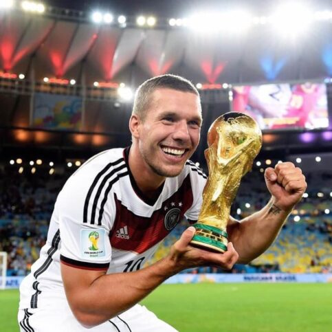 Lukas Podolski: Das Vermögen des deutschen Fußballers