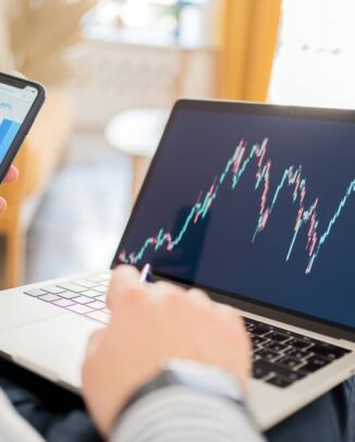 Novatradecore.com Bewertung (Novatradecore) - Eine Online-Handelsplattform, die Freiheit bietet