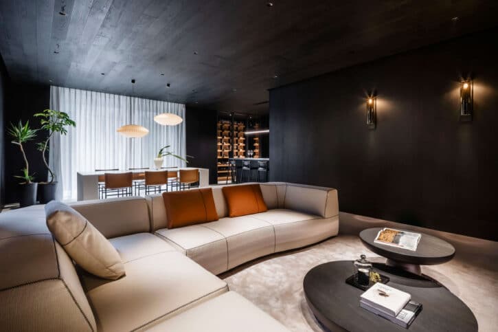 Aston Martin N°001 Minami Aoyama – Urbane Luxusarchitektur in Tokio