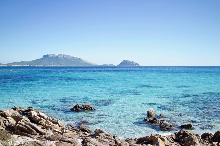 Die besten Luxus Resorts auf Sardinien – Mediterraner Glamour auf höchstem Niveau
