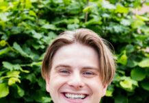 Vincent Gross Vermögen 2026: Karriere, Einnahmen und sein Sieg bei The Masked Singer Vincent Gross Vermögen 2026: Karriere, Einnahmen und sein Sieg bei The Masked Singer